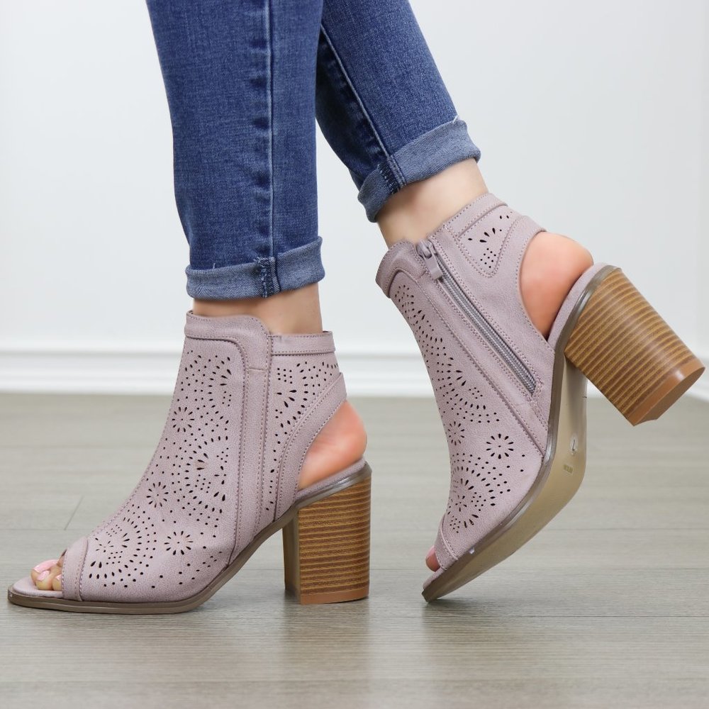 Mauve Laser Cut Design Open Toe Ankle Boots - Picture 8 of 8